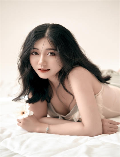 未删减版：《原则》美学价值重构分析：艺术美感与审美特征探讨